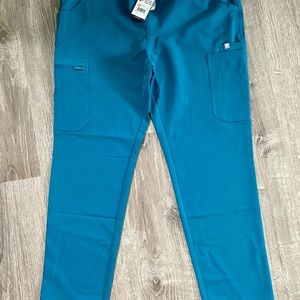 ‼️FIGS SALE‼️